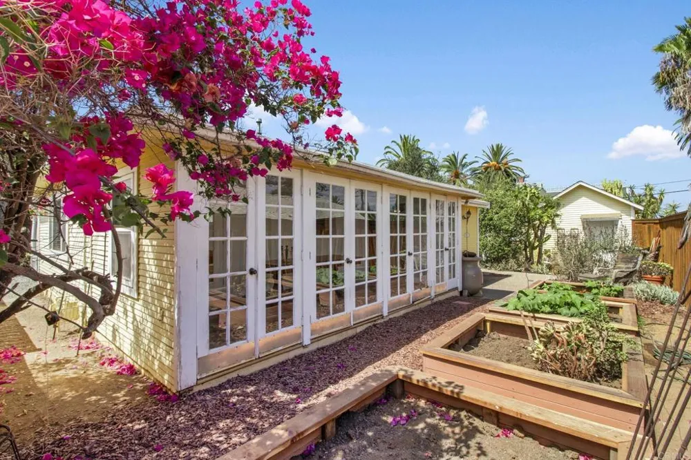 732 S Juniper Street Escondido, CA 92025