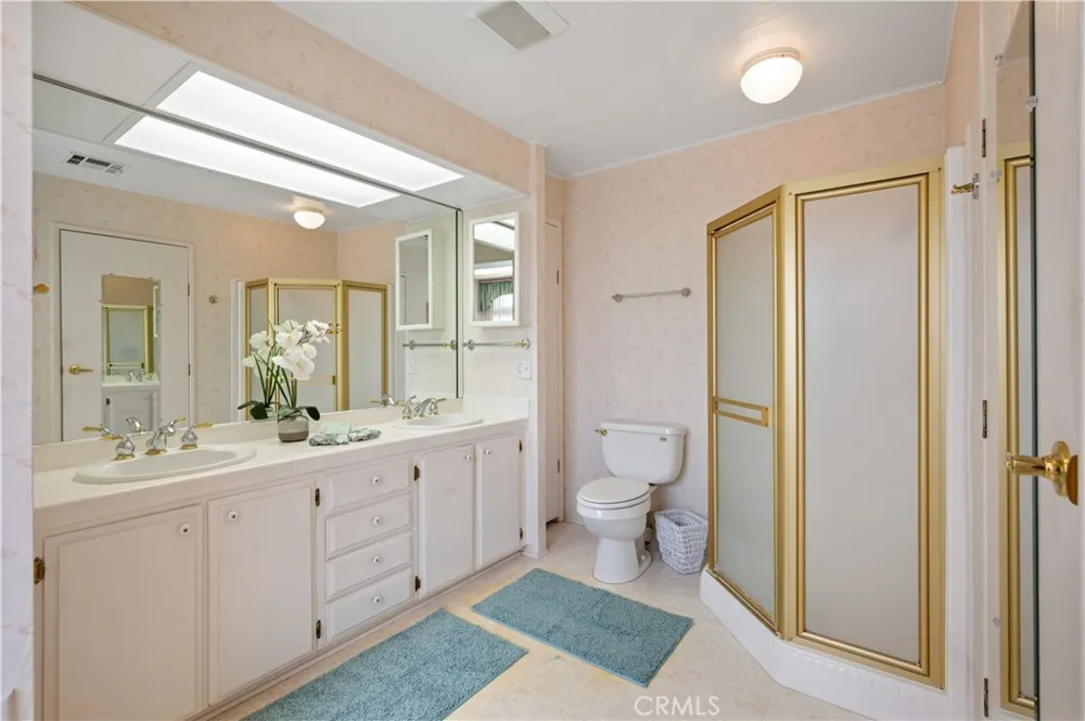 2275 W 25th #18 San Pedro, CA 90732
