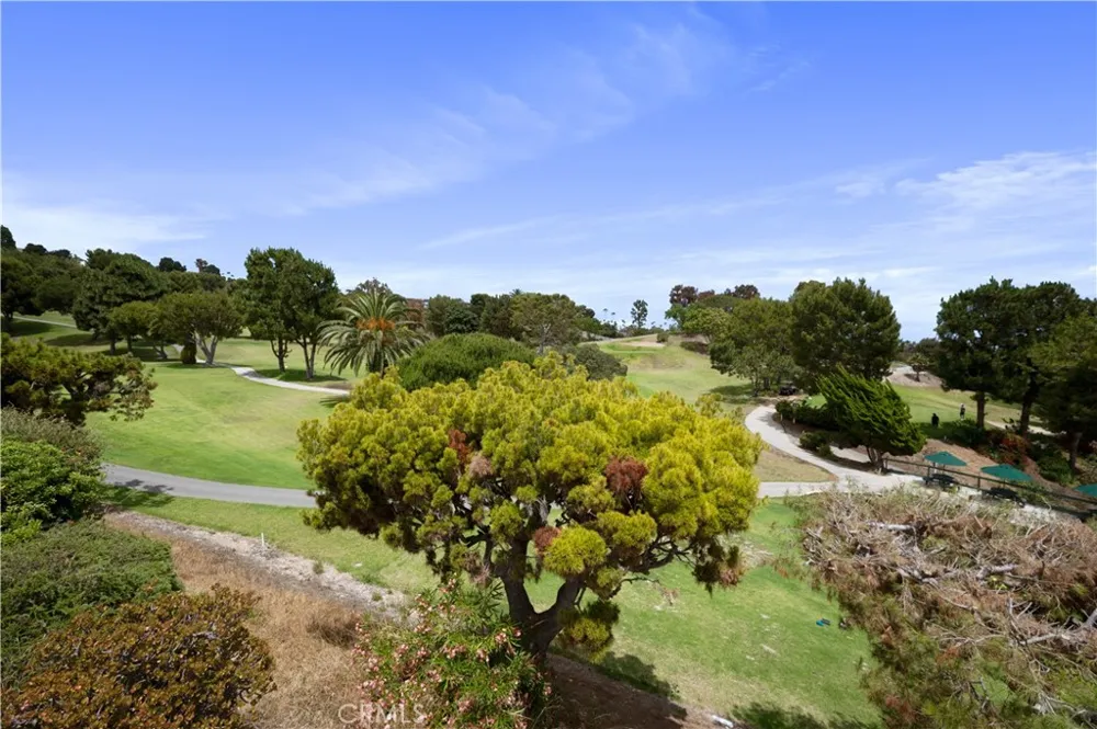 2275 W 25th #18 San Pedro, CA 90732