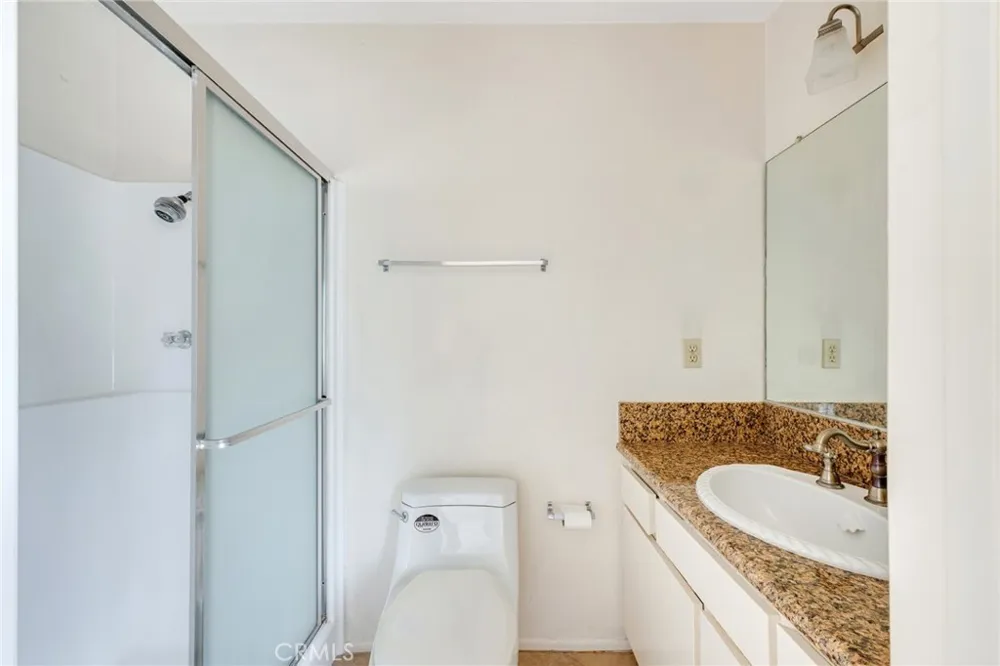 11786 Moorpark Street #F Studio City, CA 91604