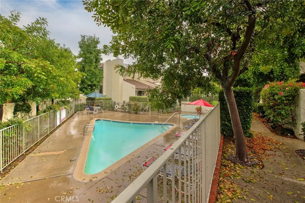 11786 Moorpark Street #F Studio City, CA 91604
