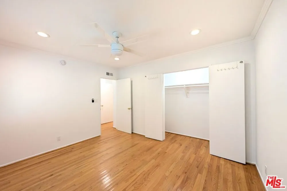 1037 11th Street #3 Santa Monica, CA 90403