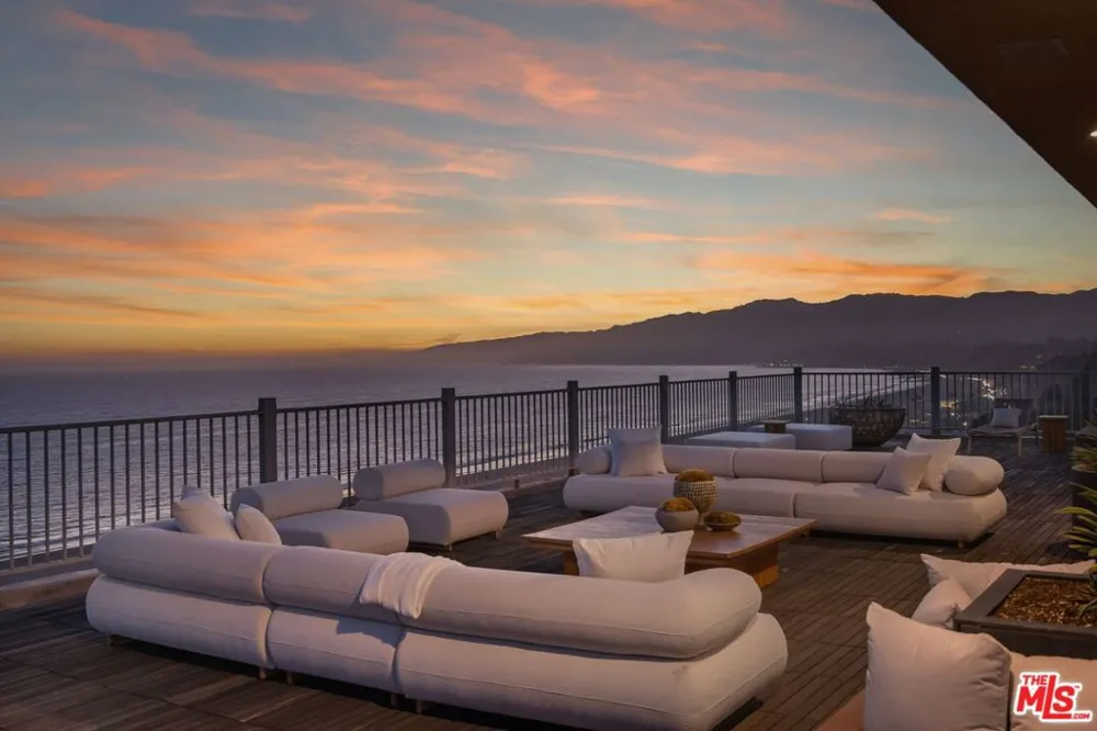 101 California Avenue #PH Santa Monica, CA 90403
