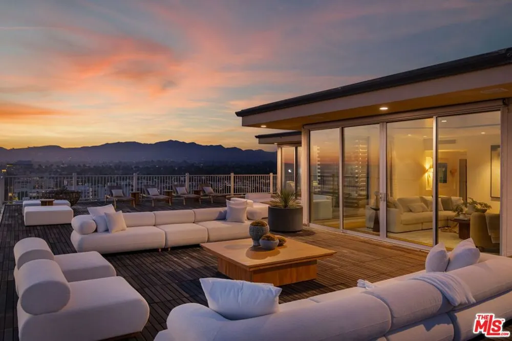 101 California Avenue #PH Santa Monica, CA 90403