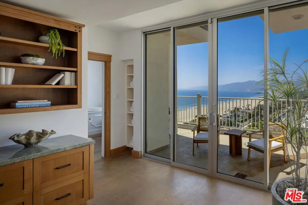 101 California Avenue #PH Santa Monica, CA 90403