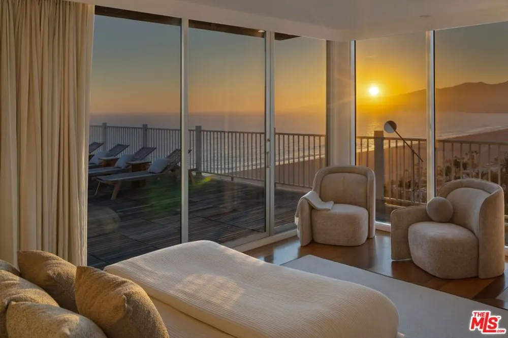 101 California Avenue #PH Santa Monica, CA 90403