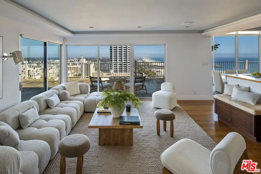 101 California Avenue #PH Santa Monica, CA 90403
