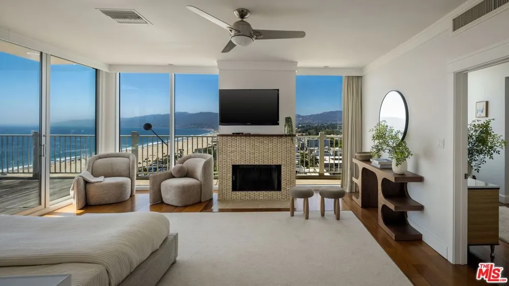 101 California Avenue #PH Santa Monica, CA 90403