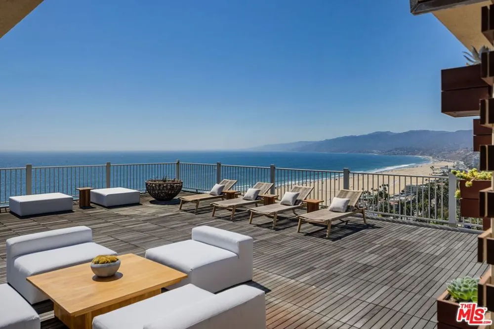 101 California Avenue #PH Santa Monica, CA 90403