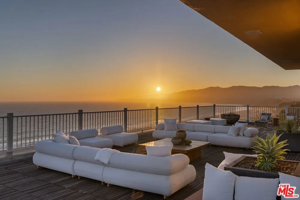 101 California Avenue #PH Santa Monica, CA 90403