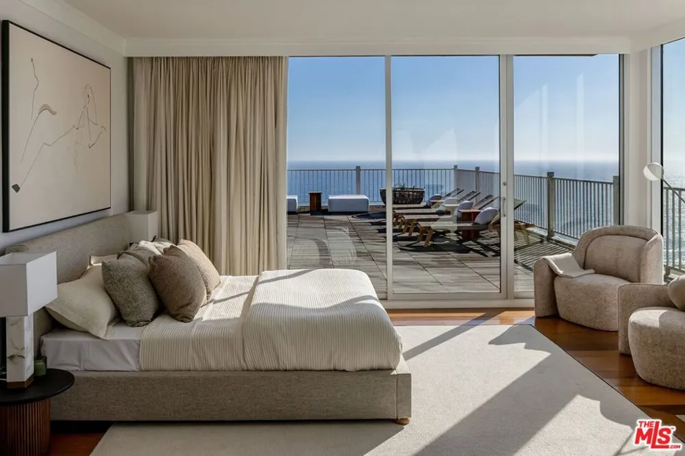 101 California Avenue #PH Santa Monica, CA 90403