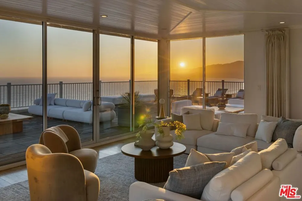 101 California Avenue #PH Santa Monica, CA 90403
