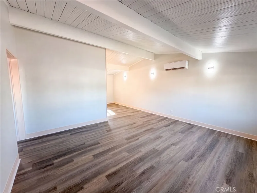 8869 Tangelo Fontana, CA 92335