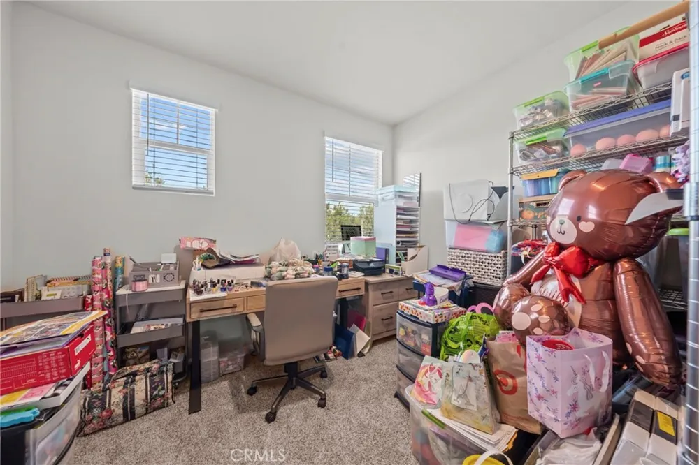 40512 Birchfield Temecula, CA 92591