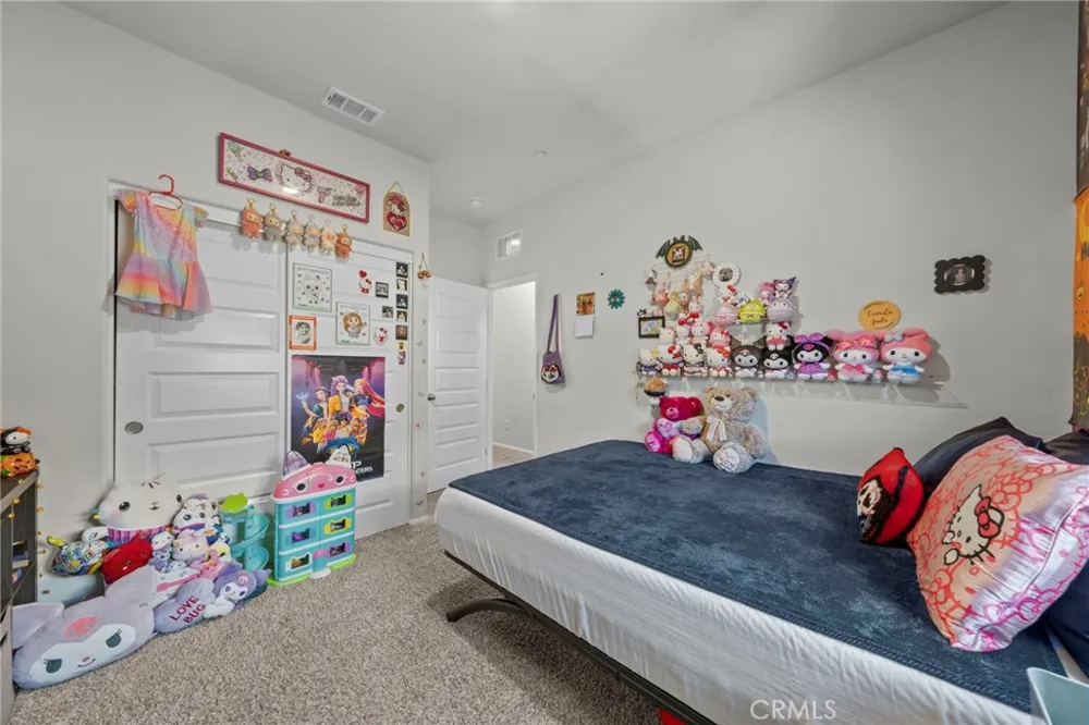 40512 Birchfield Temecula, CA 92591