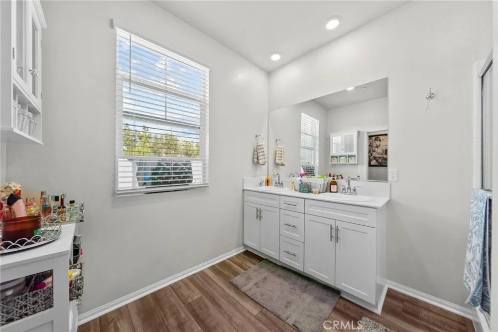 40512 Birchfield Temecula, CA 92591