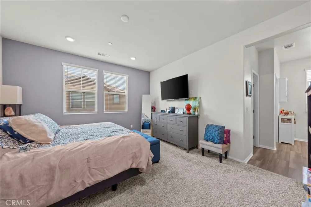 40512 Birchfield Temecula, CA 92591