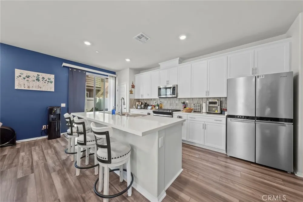 40512 Birchfield Temecula, CA 92591