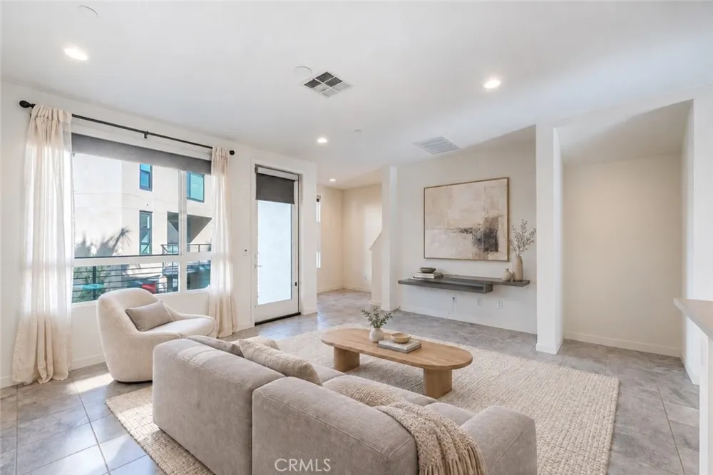 2850 Glassell Street Orange, CA 92865