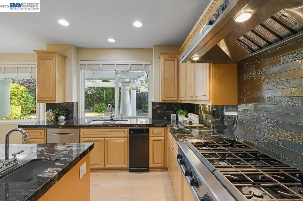 3 Crested Oak Ct San Ramon, CA 94583
