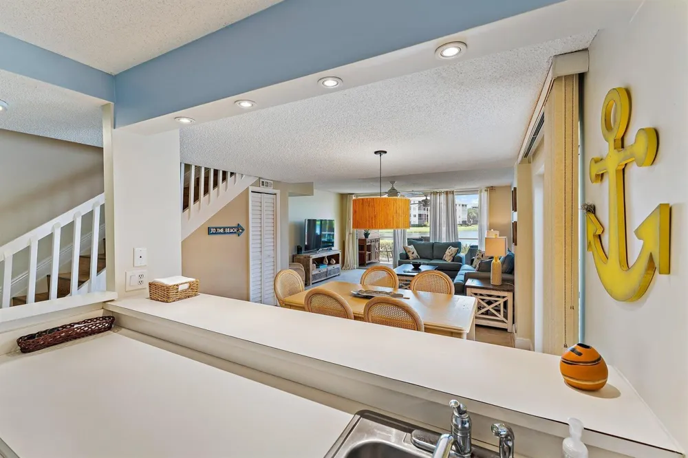 353 S Us Highway 1 #A105 Jupiter, FL 33477