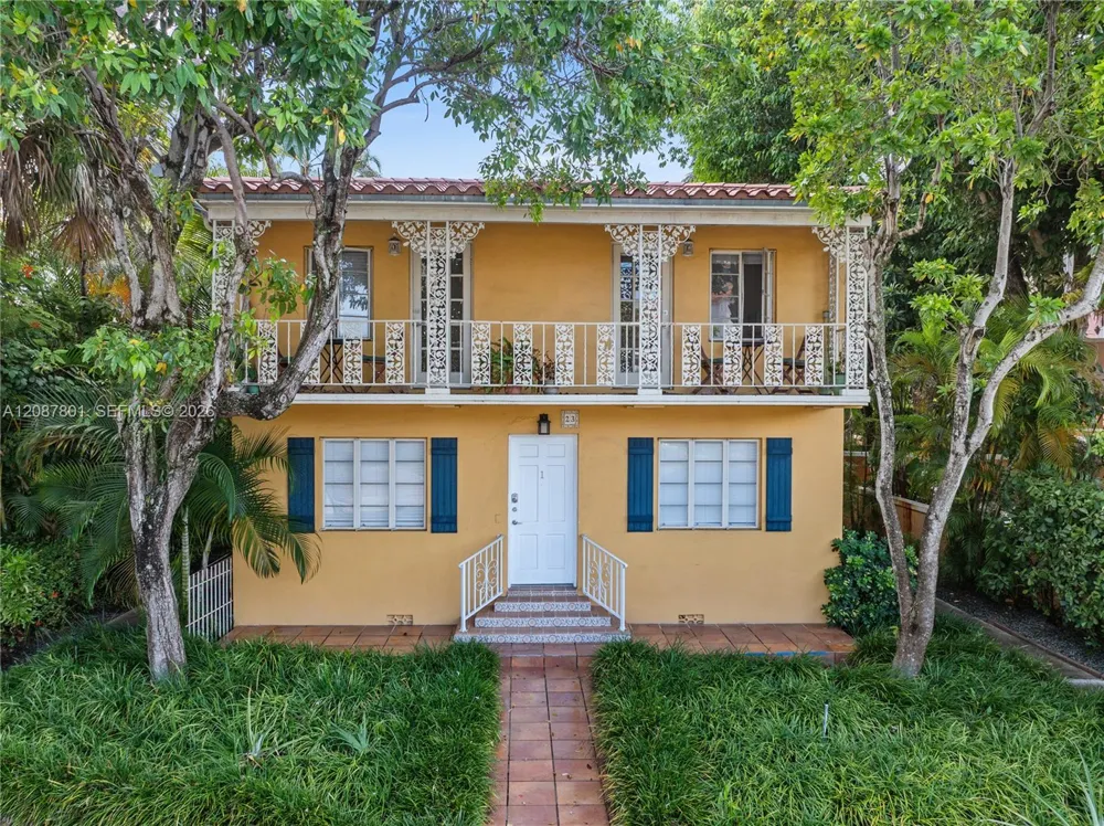 23 Majorca Ave Coral Gables, FL 33134