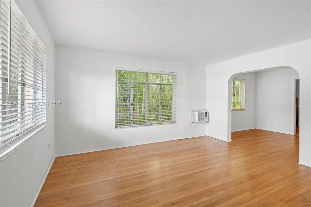 23 Majorca Ave Coral Gables, FL 33134