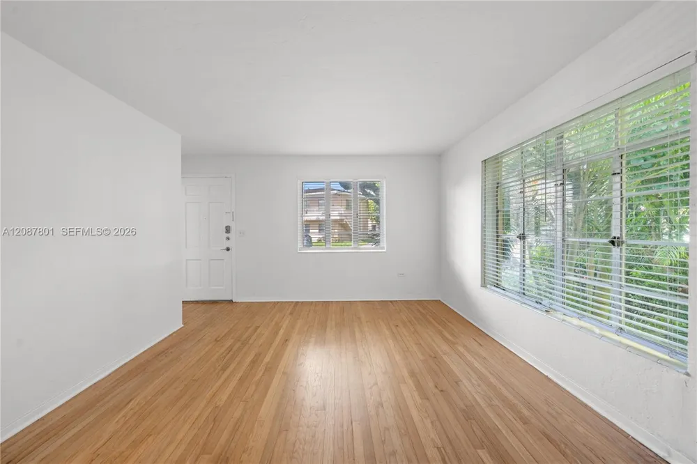 23 Majorca Ave Coral Gables, FL 33134