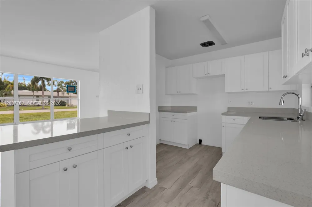 214 W Grace ST Other City - In The State Of Florida, FL 33950