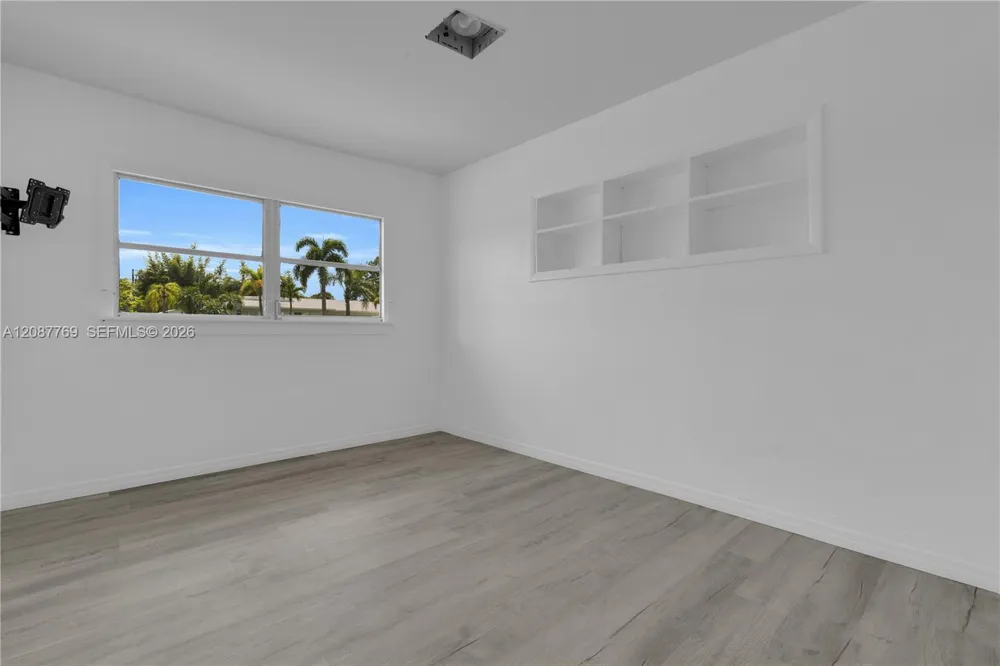 214 W Grace ST Other City - In The State Of Florida, FL 33950