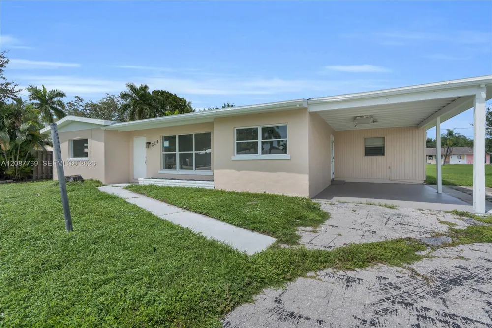 214 W Grace ST Other City - In The State Of Florida, FL 33950