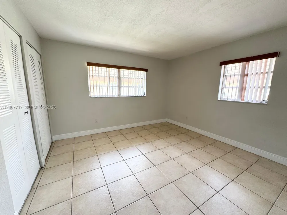 8600 SW 109th Ave #4-202 Miami, FL 33173