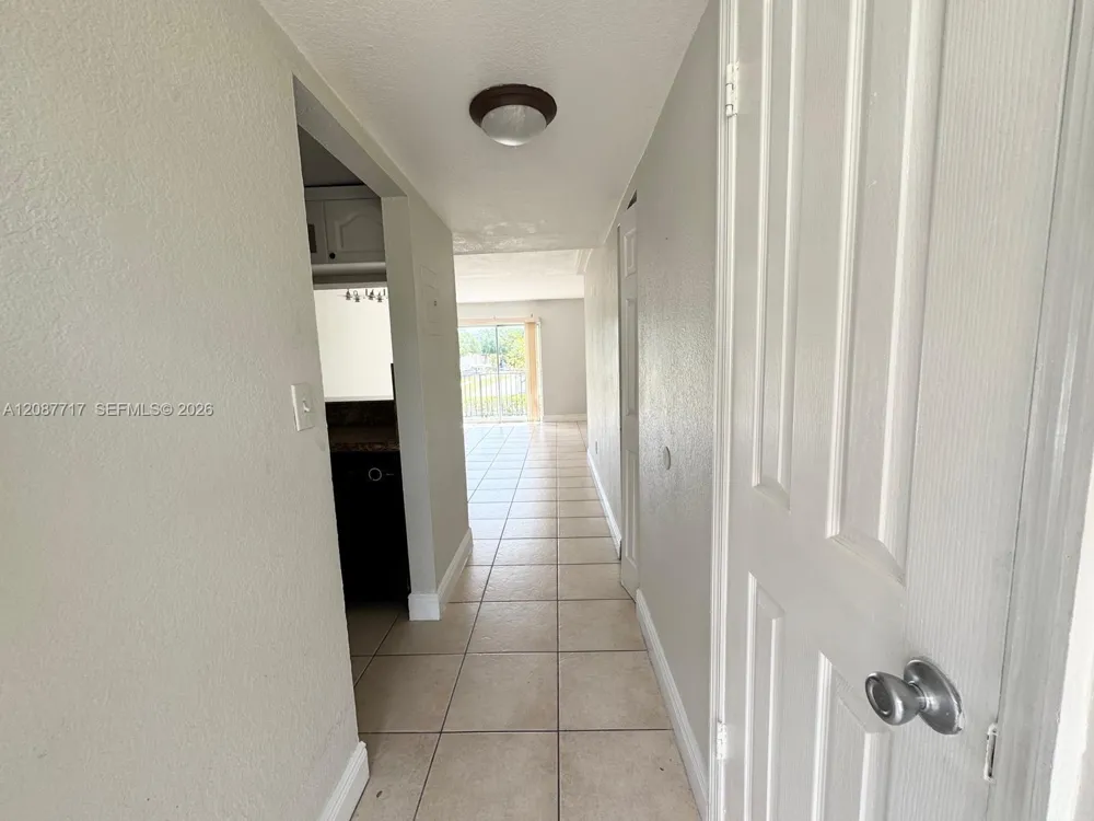 8600 SW 109th Ave #4-202 Miami, FL 33173