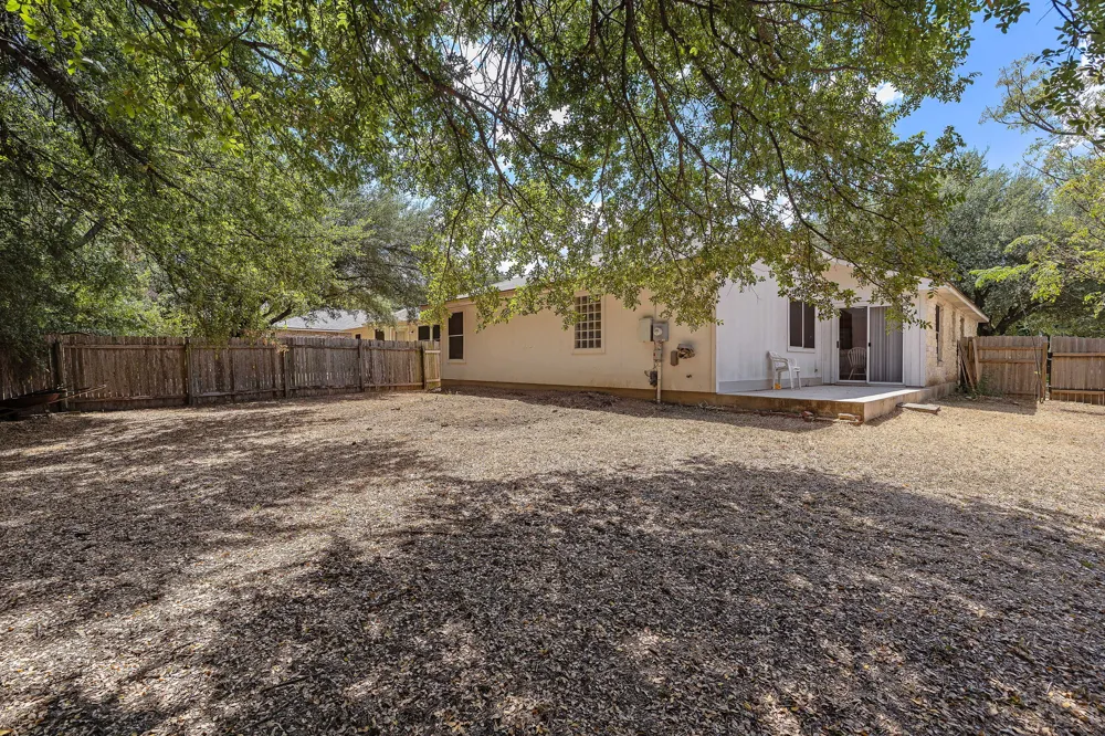 1882 Wallin Loop Round Rock, TX 78664