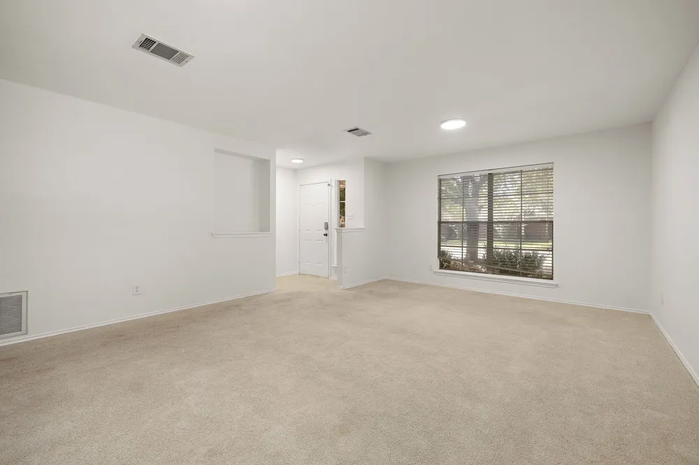 1882 Wallin Loop Round Rock, TX 78664