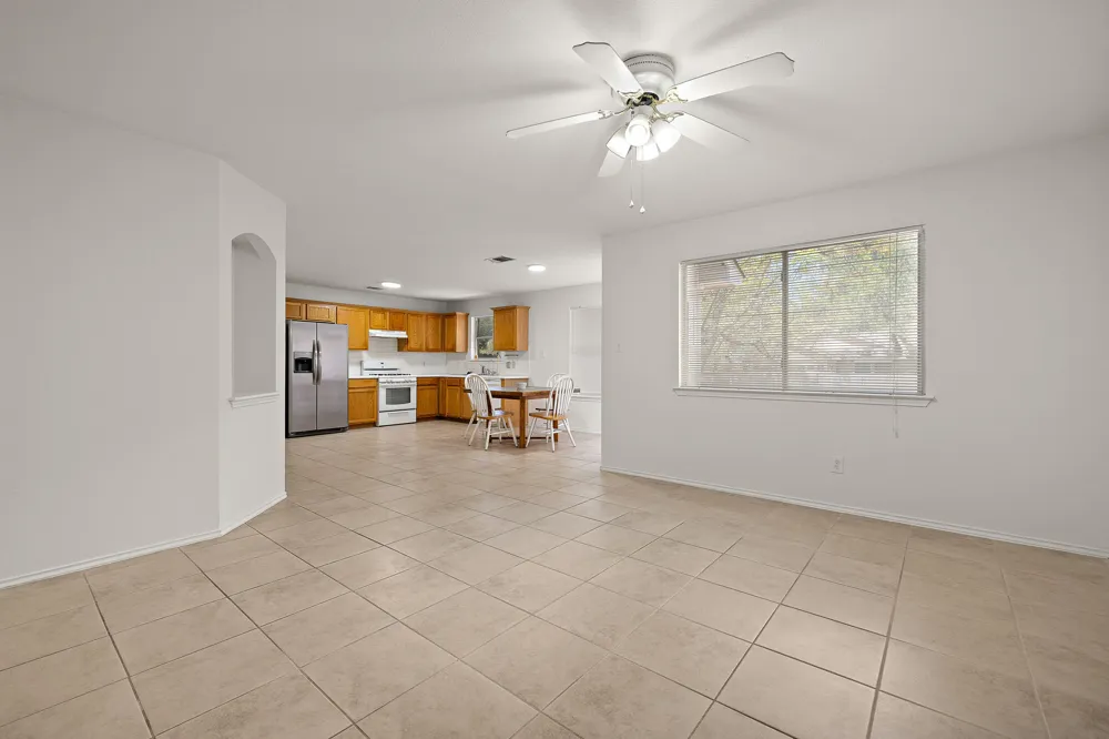 1882 Wallin Loop Round Rock, TX 78664