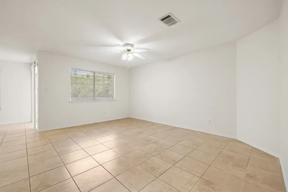 1882 Wallin Loop Round Rock, TX 78664