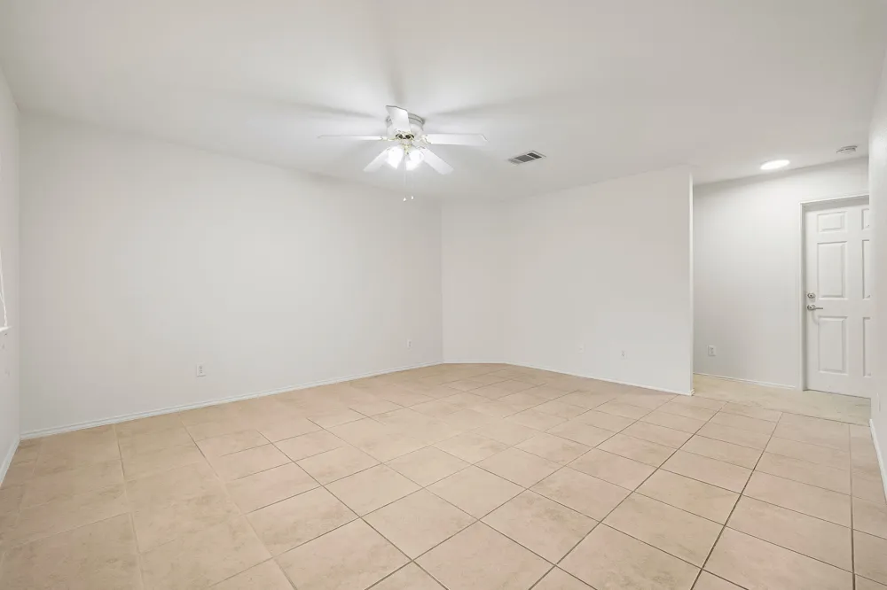 1882 Wallin Loop Round Rock, TX 78664
