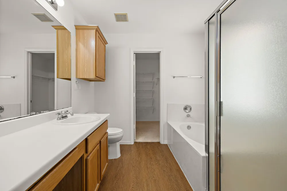 1882 Wallin Loop Round Rock, TX 78664