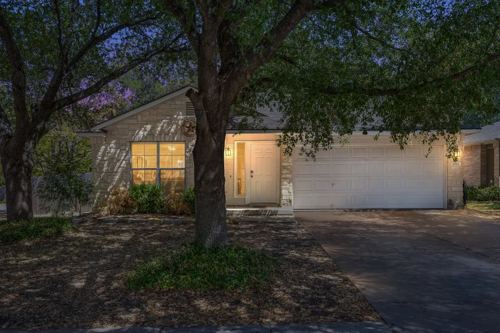 1882 Wallin Loop Round Rock, TX 78664
