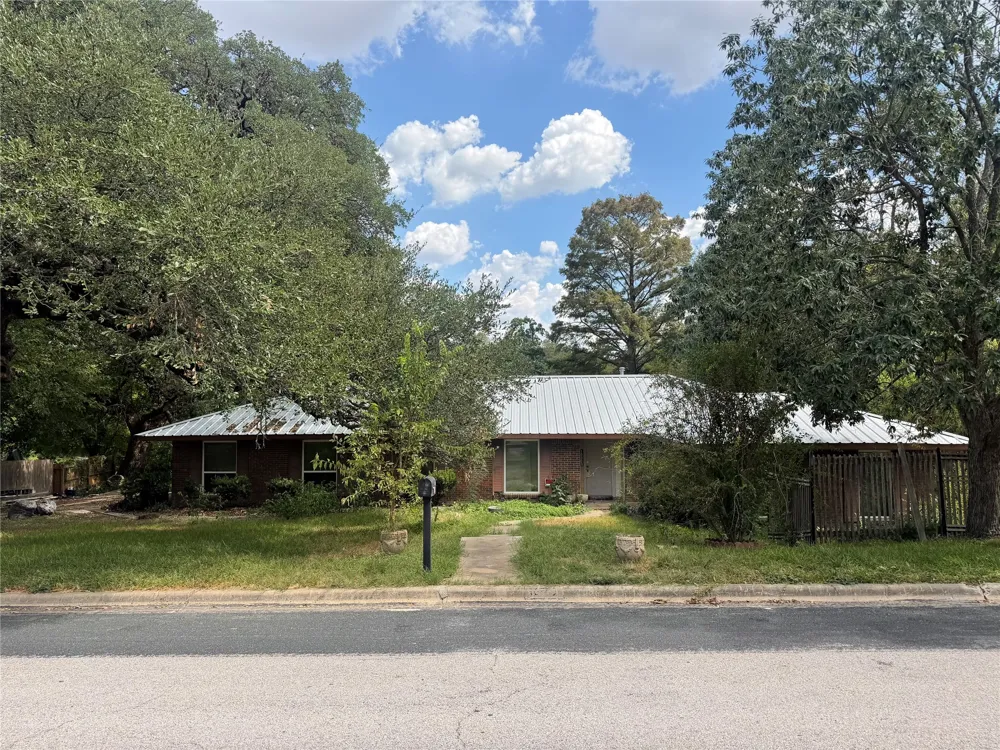 10303 NEWPORT AVENUE Austin, TX 78753