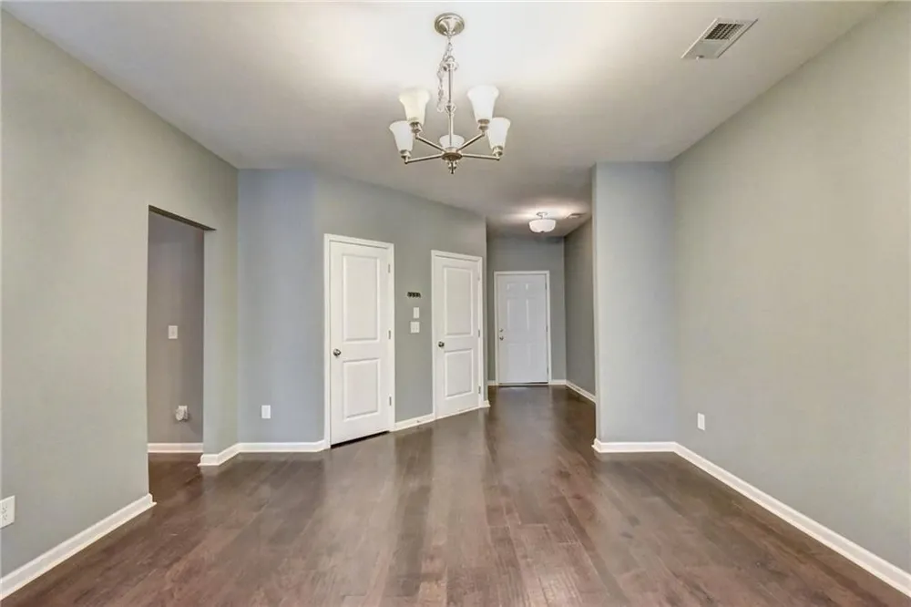 5605 Bright Cross Way Suwanee, GA 30024