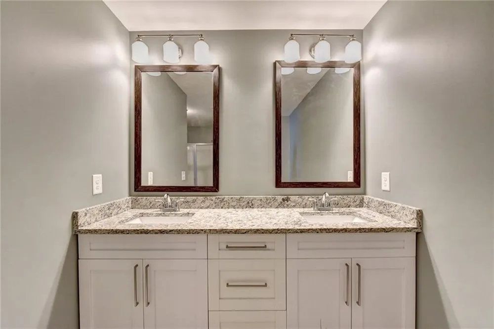 5605 Bright Cross Way Suwanee, GA 30024