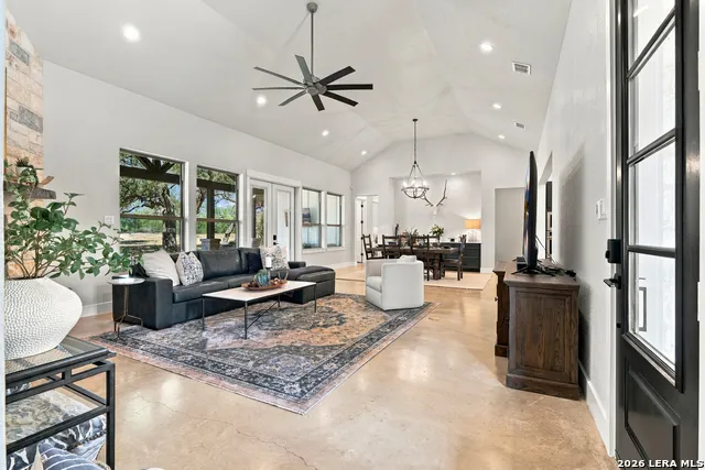 31131 WINDMILL LN Bulverde, TX 78163