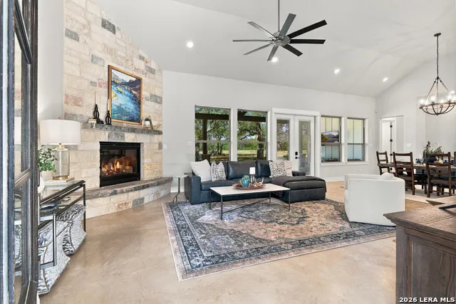 31131 WINDMILL LN Bulverde, TX 78163