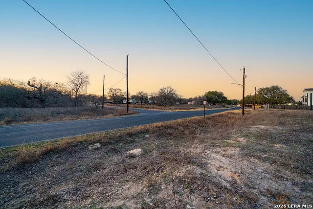 000 Copper Canyon Elmendorf, TX 78112