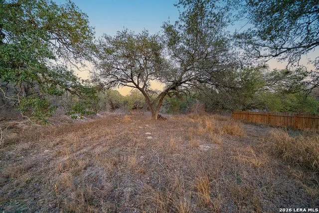 000 Copper Canyon Elmendorf, TX 78112