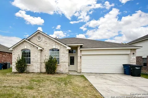 2123 BELVEDERE CT