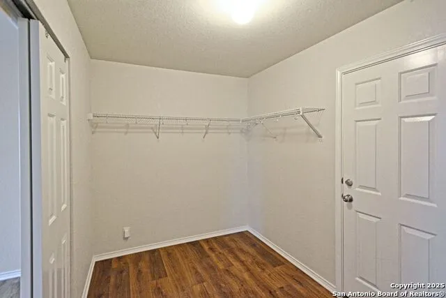 2121 SINCLAIR DR New Braunfels, TX 78130