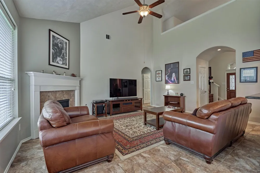 163 Hawkhurst Circle The Woodlands, TX 77354